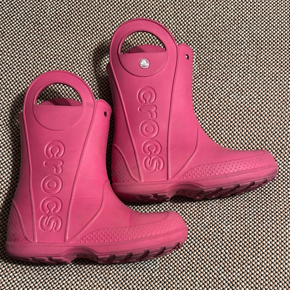CROCS Fuchsia Rain Boots